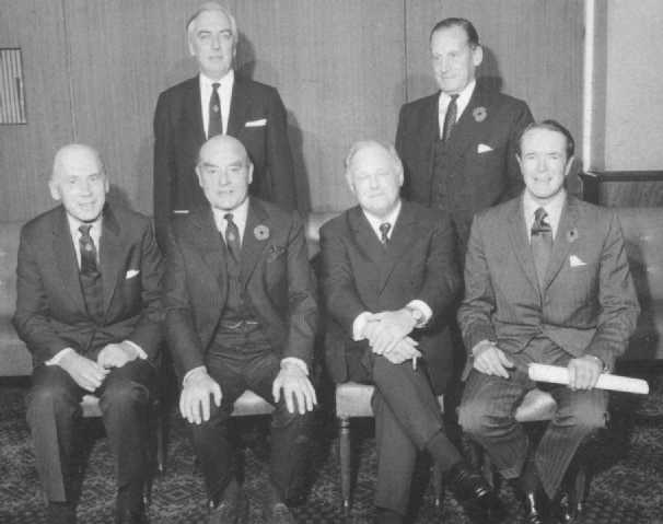 Half a dozen pick up pilots 30 years later (Seated: Sir Robin Hooper, Sir Lewis Hodges, Per Hysing-Dahl and Peter Vaughn-Fowler; Standing: Hugh Verity and Sir Alan Boxer)